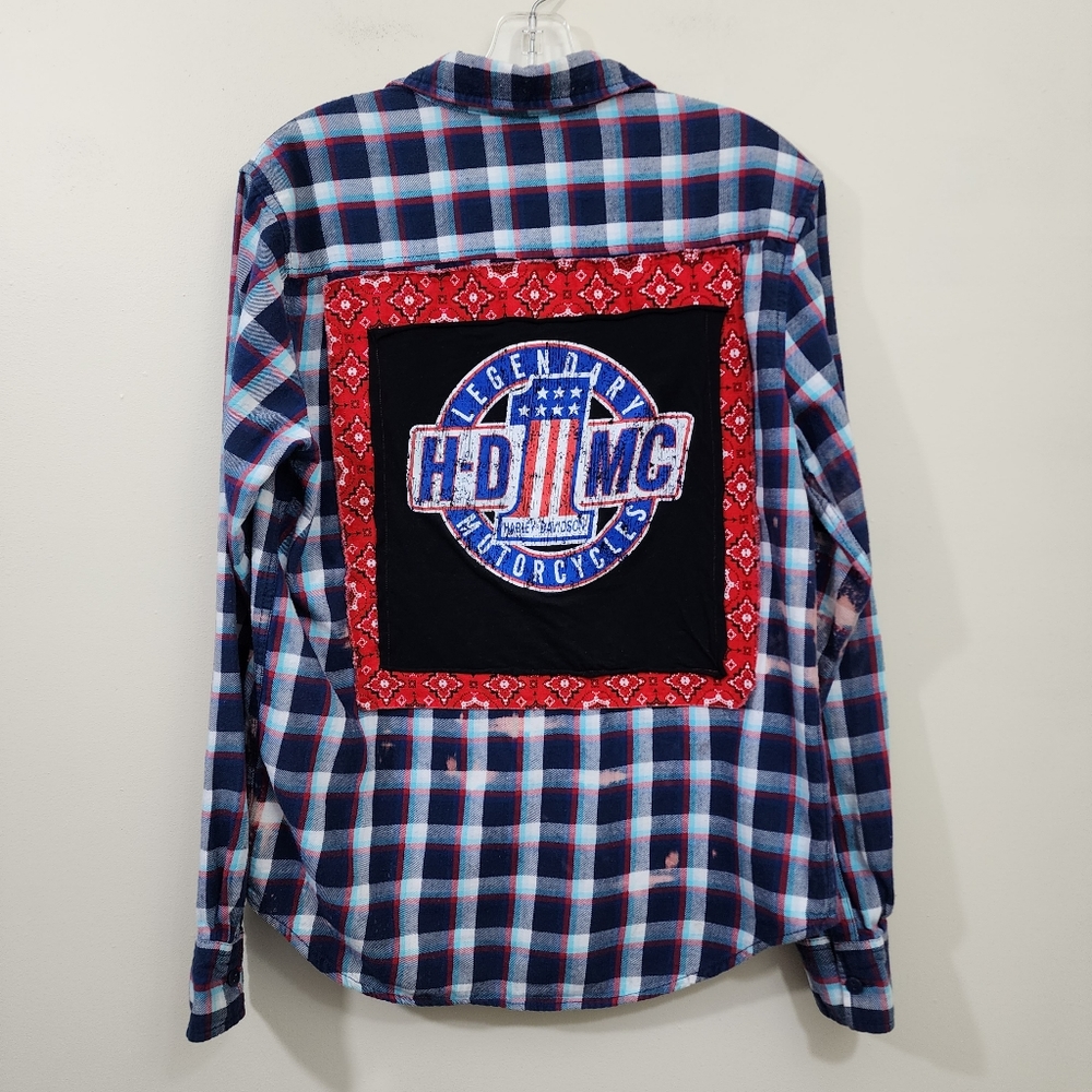 Upcycled bleach dyed Harley-Davidson back flannel shirt men's‎ size medium
